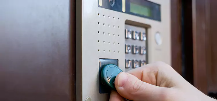 Enhanced Security Features Oak Forest