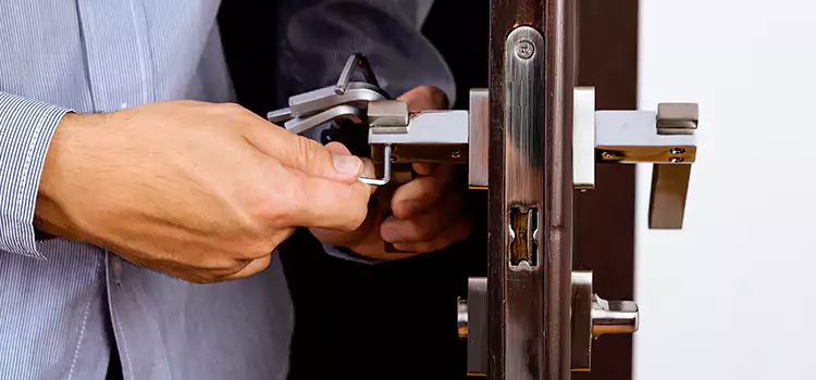 Commercial Door Lock Repair Oak Forest