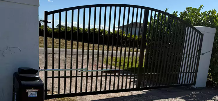 Driveway Fence Repair Oak Forest